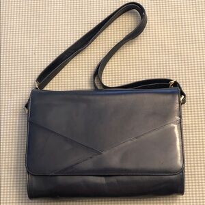 Navy Quality Leather Shoulder Bag Crossbody Tan Suede Lining Gold Hdwe #1165